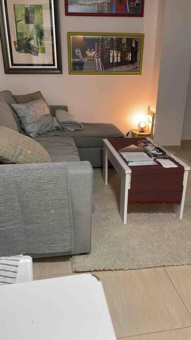 Apartamento Recien Reformado En Barajas Pueblo Madrid Luaran gambar
